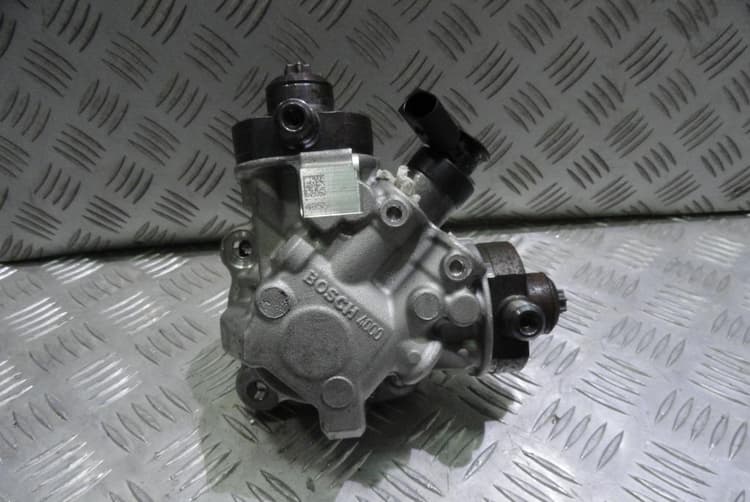 Насос ТНВД BOSCH 059130755CG (0445010806)